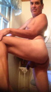 Oscar Gonzalez is a pathetic faggot pig