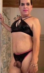 OSCAR GONZALEZ IS A FAGGOT EXPOSE THE BITCH