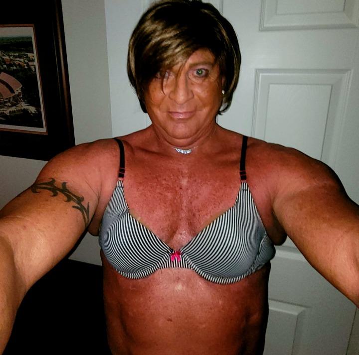 I’m Kelly Michaels formerly Michael Dickey and I’m gay and PROUD!