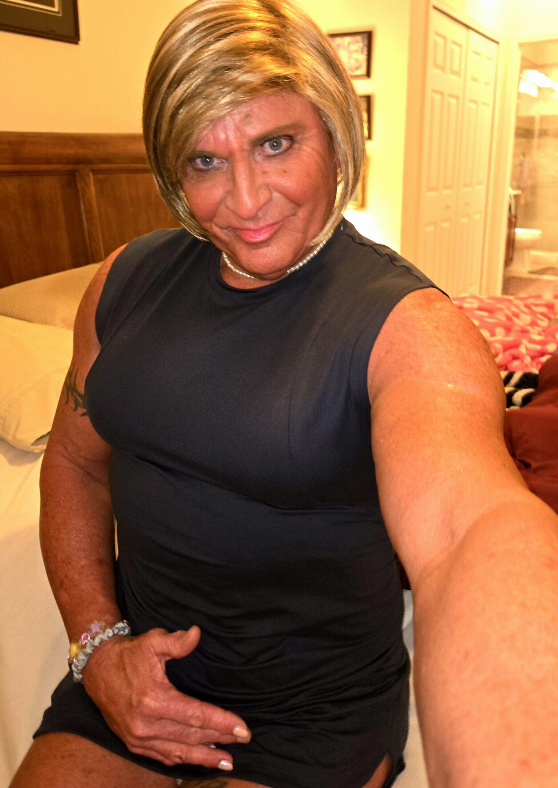 I’m Kelly Michaels formerly Michael Dickey and I’m gay and PROUD!